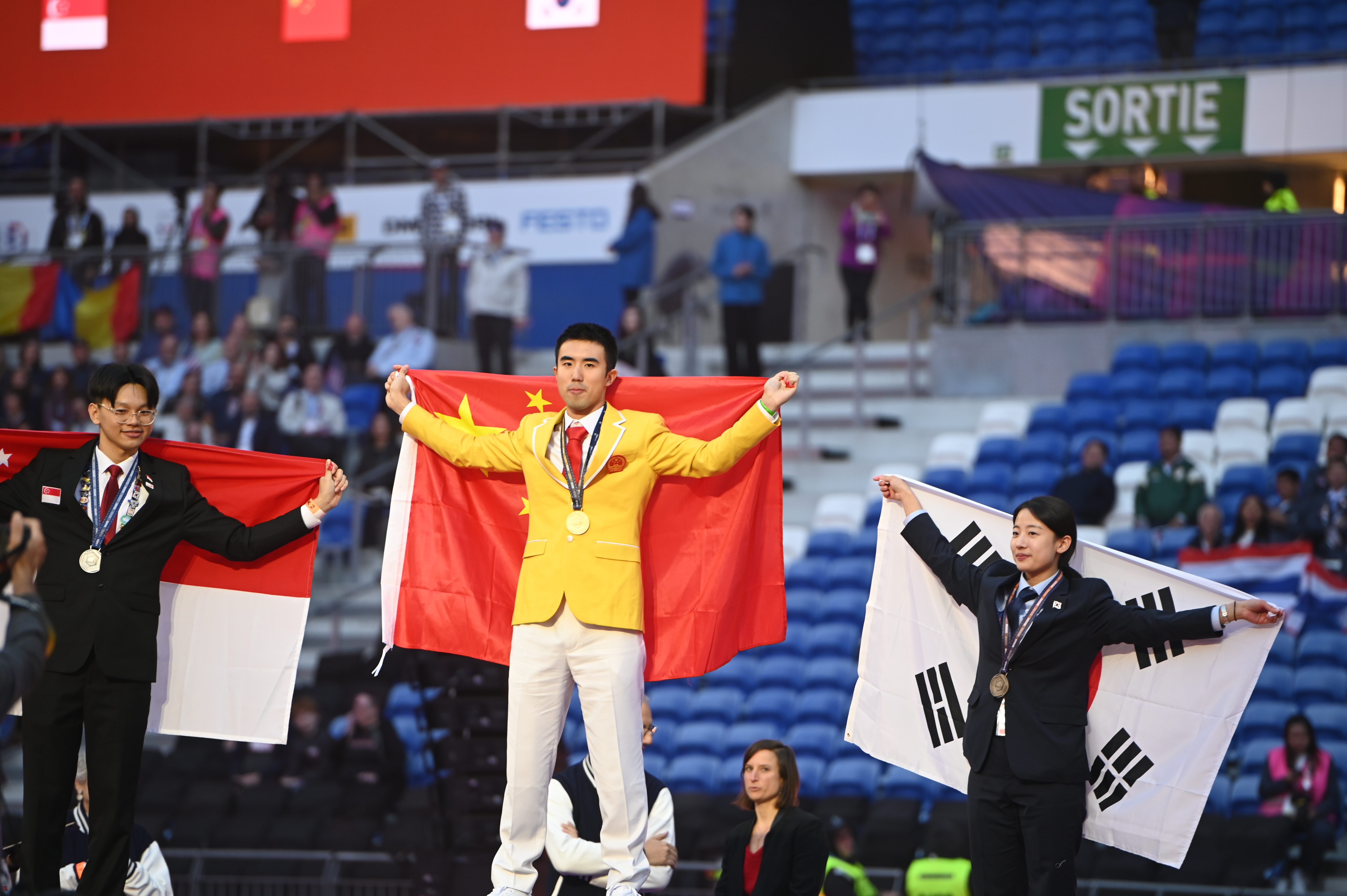 韩国选手不负众望，登上领奖台