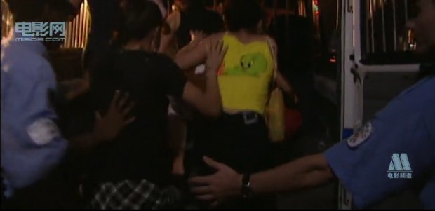 高潮迭起热血激战现场掀起一波又一波热潮的简单介绍