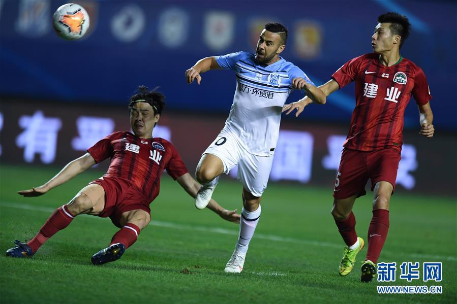 广州富力客场逼平，继续在中超中游徘徊