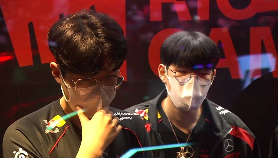 EDG险胜DFM，Faker单局斩获MVP入围赛3:2（釜山）