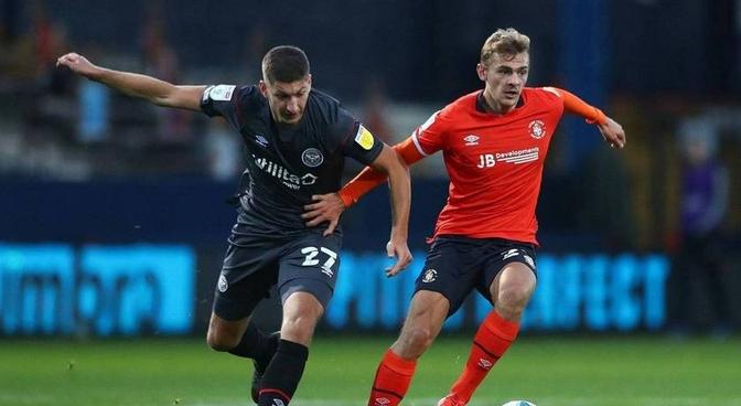 伯恩利客场连败,进攻乏力防线犹豫,保级艰难 伯恩利客场连败,进攻乏力防线犹豫,保级艰难