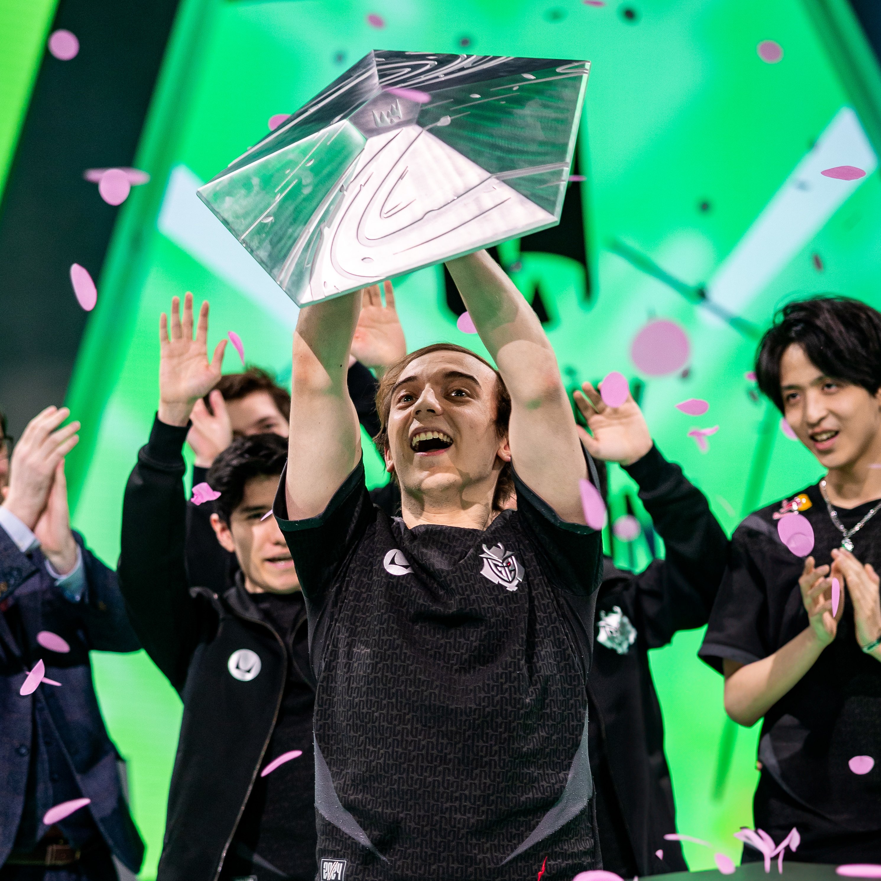 FNC力克G2,Ming打出惊人五杀入围赛2:0(广州) FNC力克G2,Ming打出惊人五杀入围赛2:0(广州)