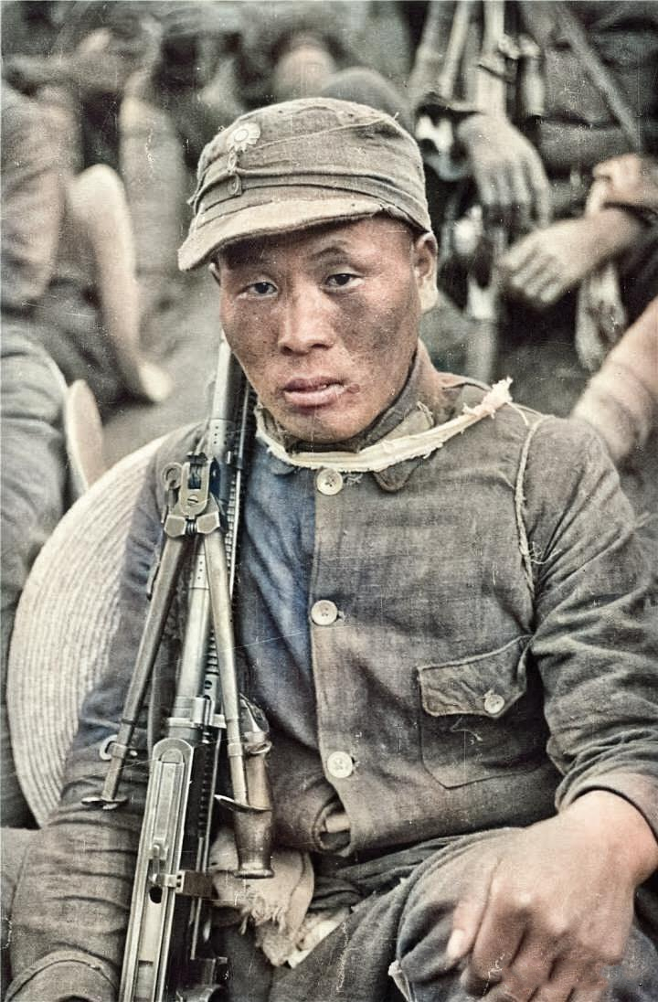 关于场上硝烟燃烧，国际豪强斗志昂扬的信息