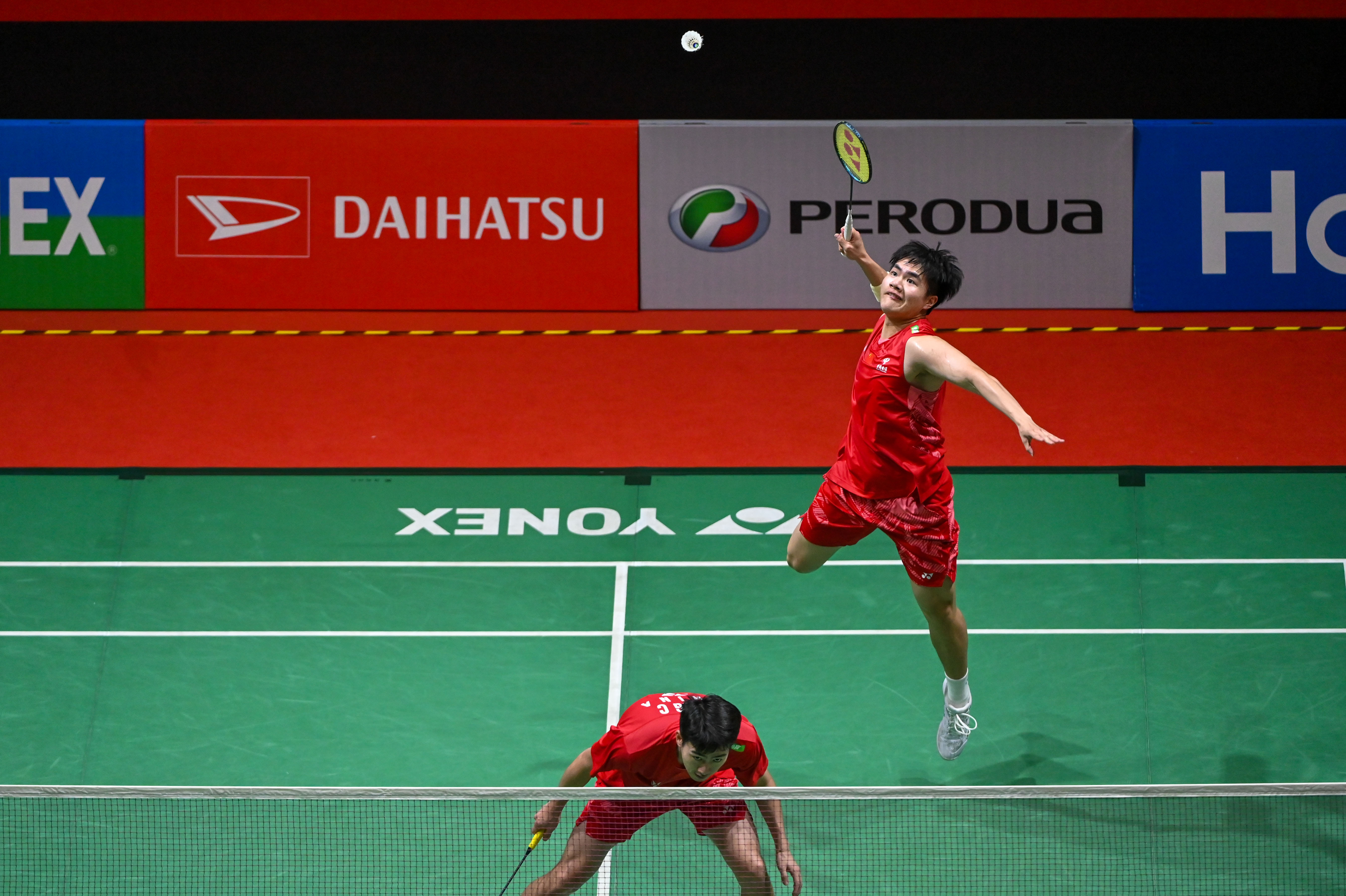 日本羽毛球队险胜马来西亚羽毛球队，陶菲克爆发神勇的简单介绍