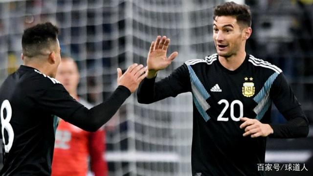 关于阿根廷爆冷里昂，格纳布里绝境逆转的信息