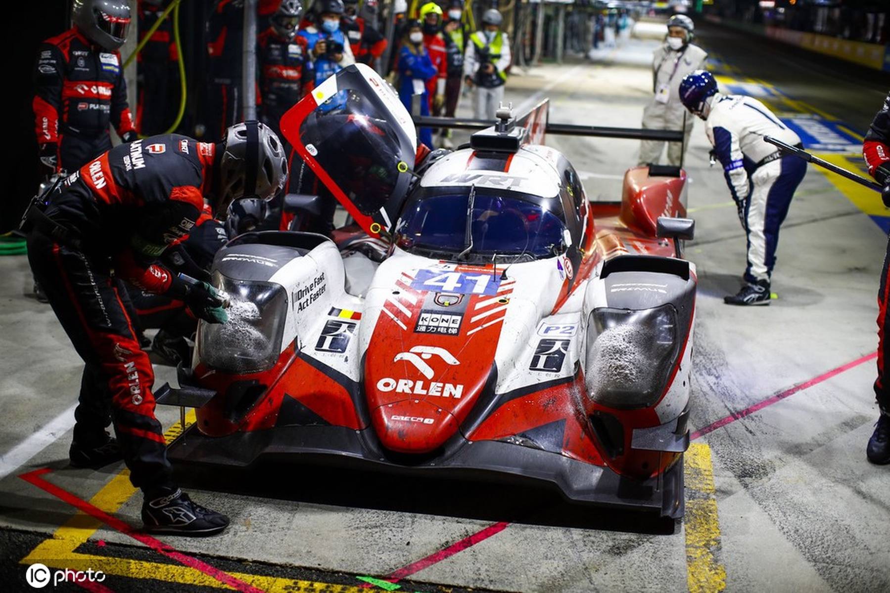 最新战报：赛车豪取连胜，冠军在望的简单介绍