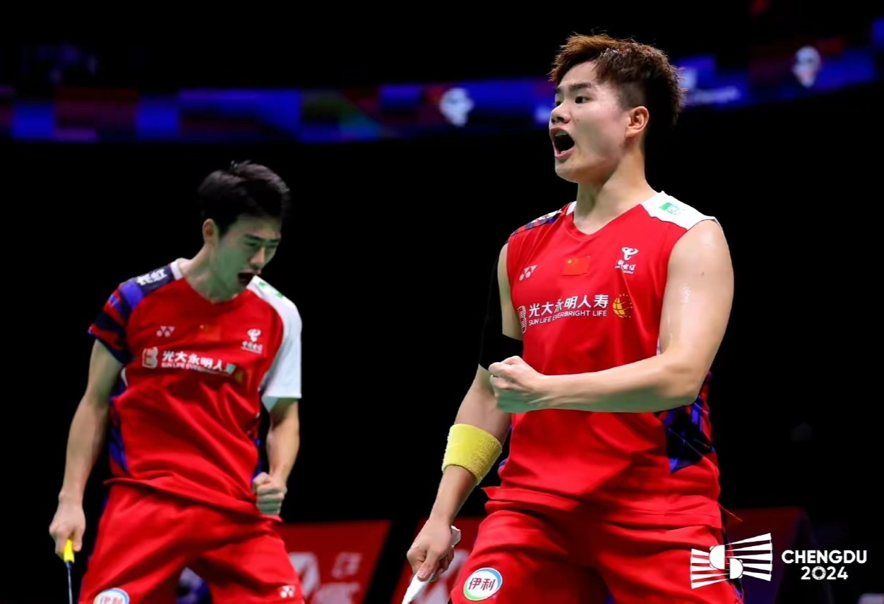 印度队完胜中国队,石宇奇关键制胜 印度队完胜中国队,石宇奇关键制胜